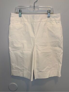 NWT Chico's So Slimming Brigitte Slim Shorts White Size US 4